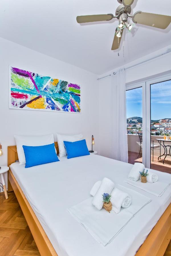 Apartments And Rooms Marija Hvar Town Exterior photo
