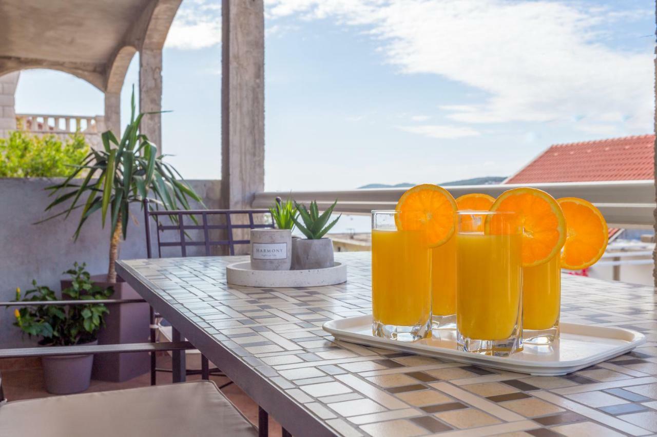 Apartments And Rooms Marija Hvar Town Exterior photo